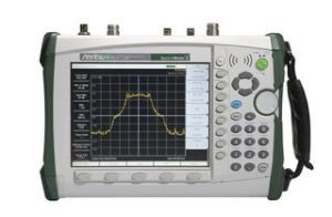تجزیه و تحلیل طیف مورد استفاده Anritsu MS2721B
